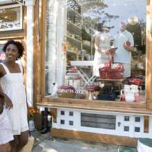 Hamptons 2 shopping.jpg