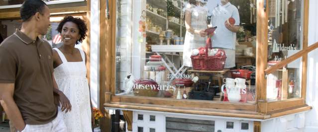 Hamptons 2 shopping.jpg