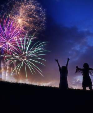 fireworks-804838_1920-1-1024x682