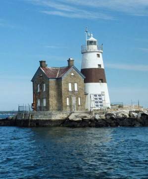 Execution Rocks lighthouse