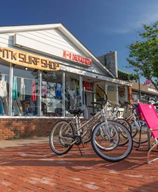 bikes in downtown-montauk