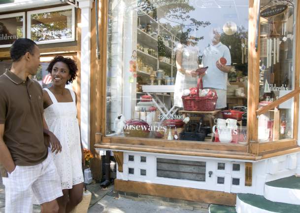 Hamptons 2 shopping.jpg