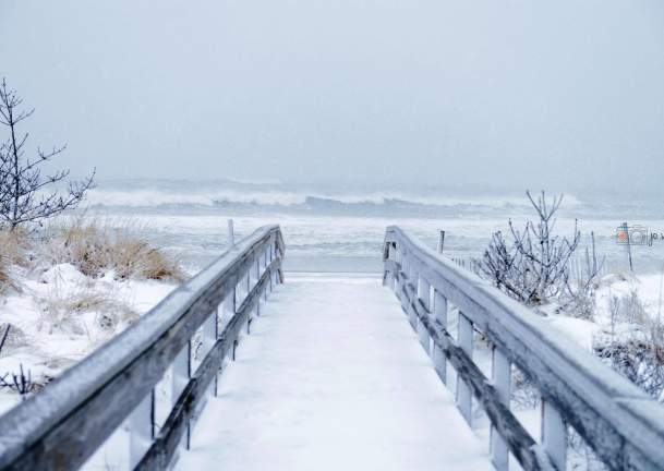 10 Snowy Trails for Winter Hiking