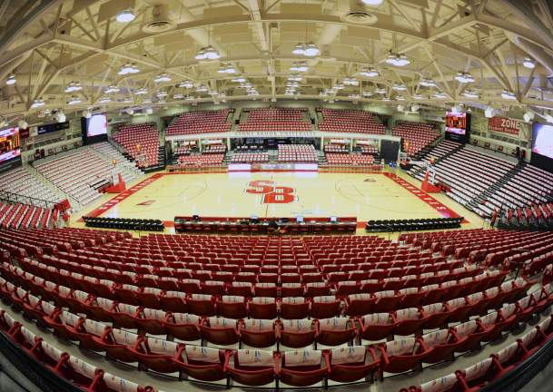 Island-Federal-Credit-Union-Arena-basketball