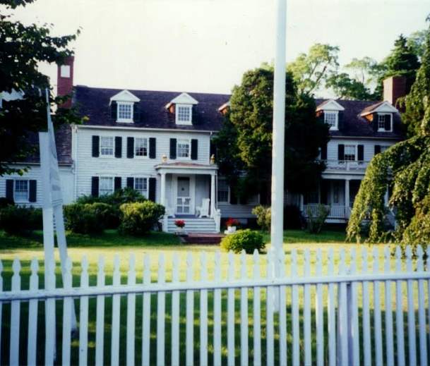 Sagtikos Manor