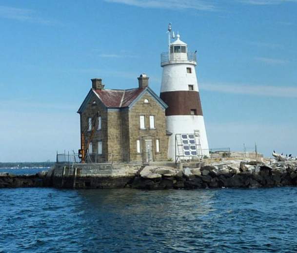 Execution Rocks lighthouse