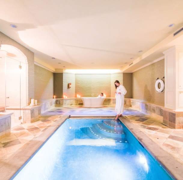 Baker House 1650 Spa