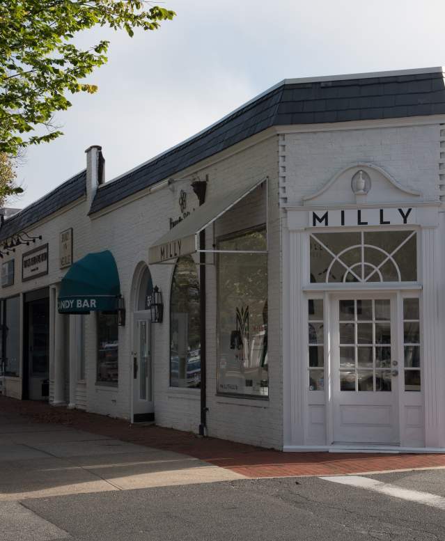 East Hampton Street View Shopping