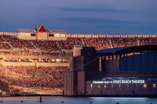 jones beach theater