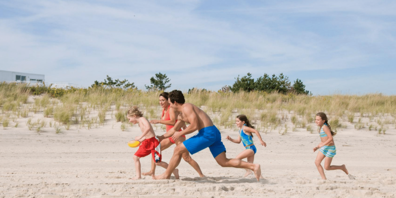 Coopers Beach Family