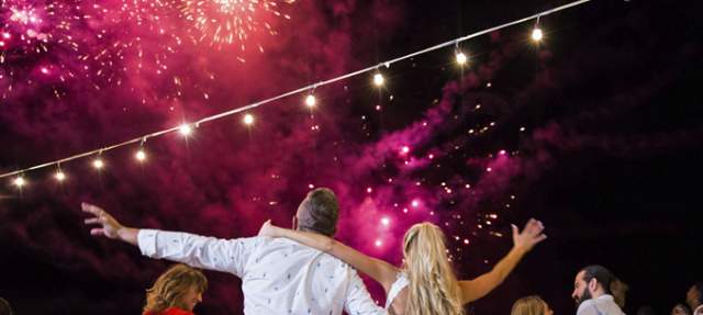 Ring in the New Year in Style: A Glamorous Mexican Celebration at Hacienda del Mar Los Cabos