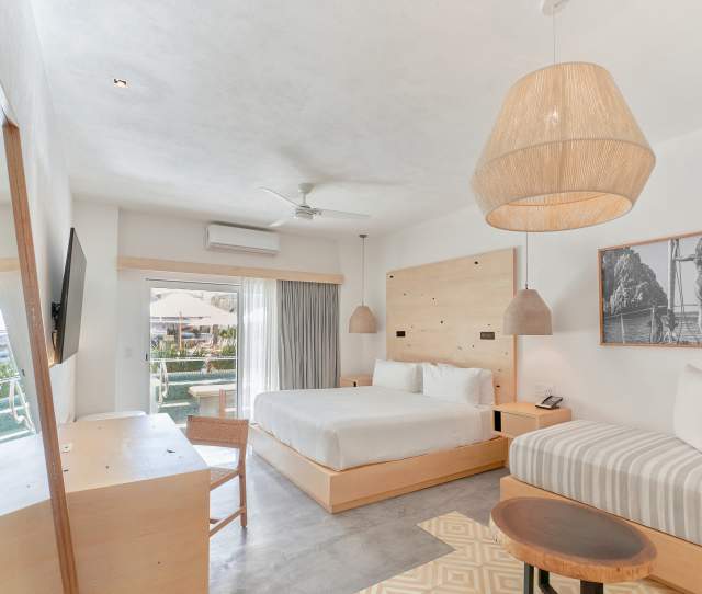 Bahia Hotel & Beach House