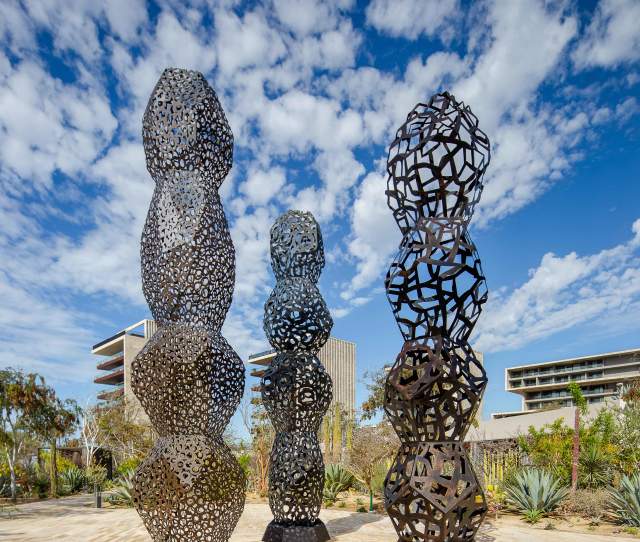 ART WALKING TOUR