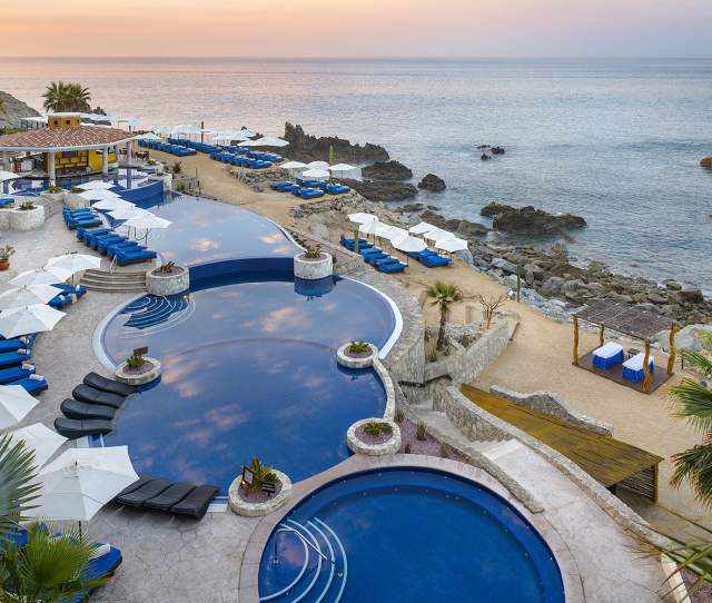 Hacienda Encantada Resort & Spa