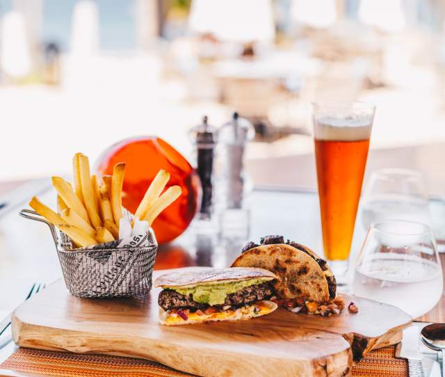 EL GRAN PARTIDO EN AGUA BAR