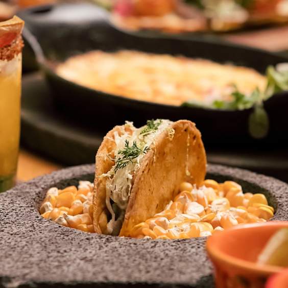 Taqueria y Tradiciones