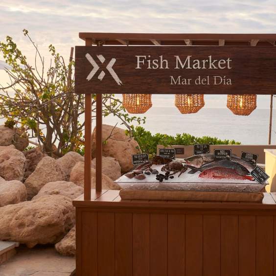 THE FISH MARKET