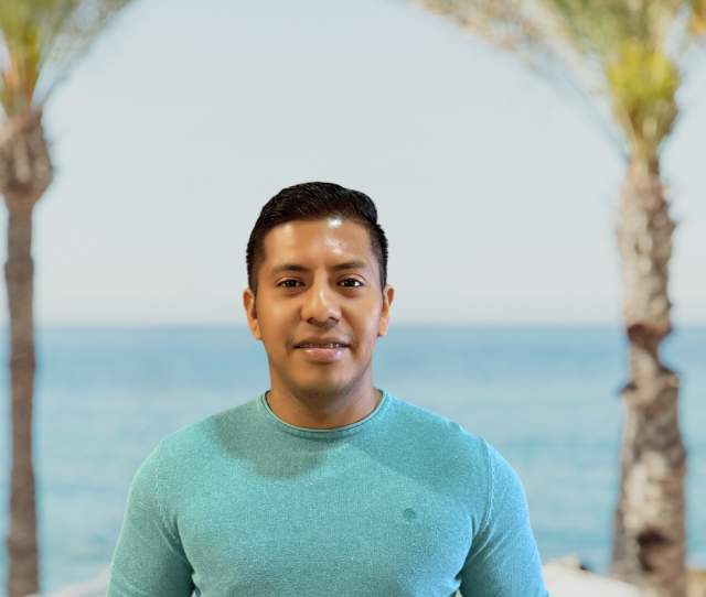 Alejandro Araujo - Admon and Finances Manager