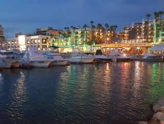 Marina Cabos San Lucas night.jpg