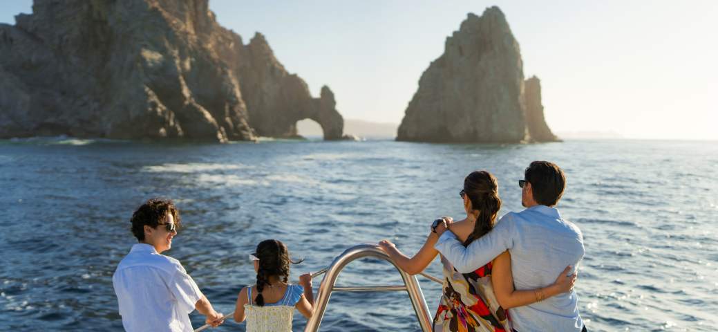 Los Cabos luxury trade corridor — branded residence demand
