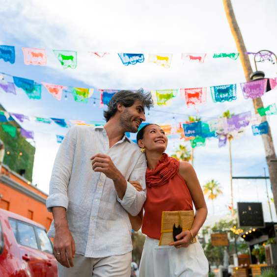 A Guide to Los Cabos Art Districts & Galleries