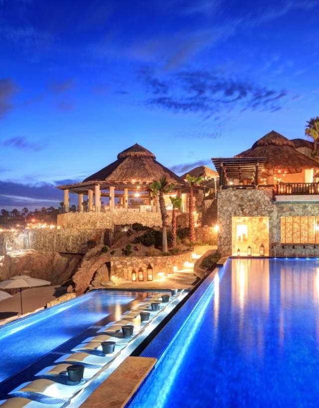 foto panorámica de piscina en esperanza resort