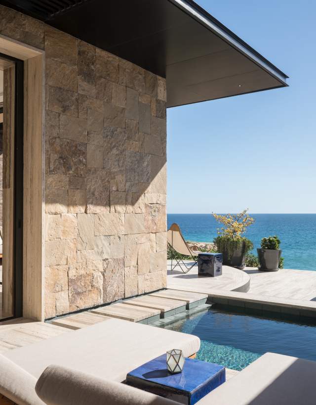 Zadun reserve king room patio