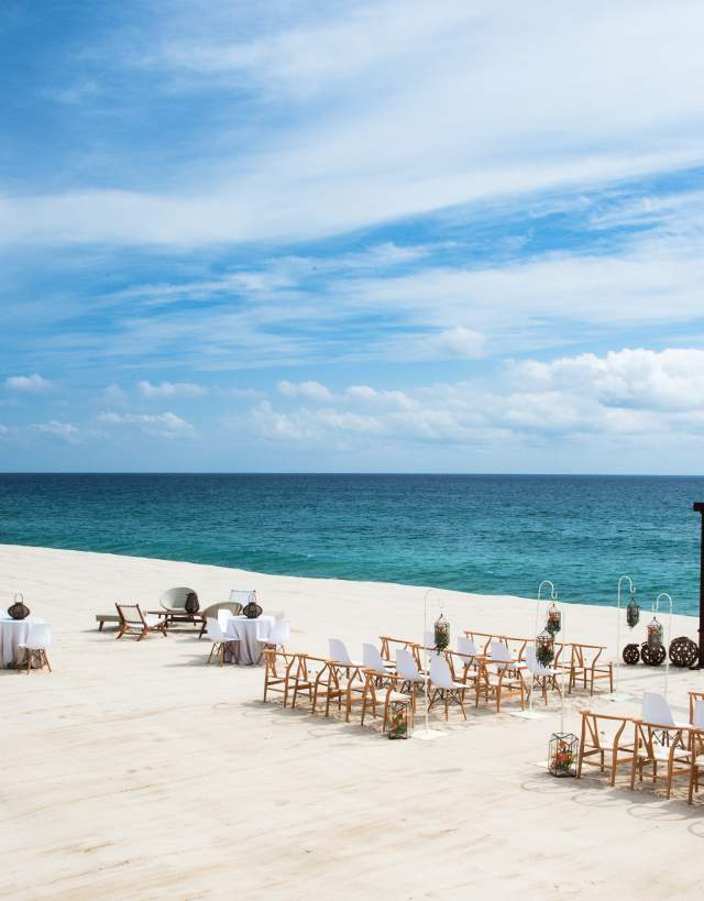 Blanc Beach Ceremony
