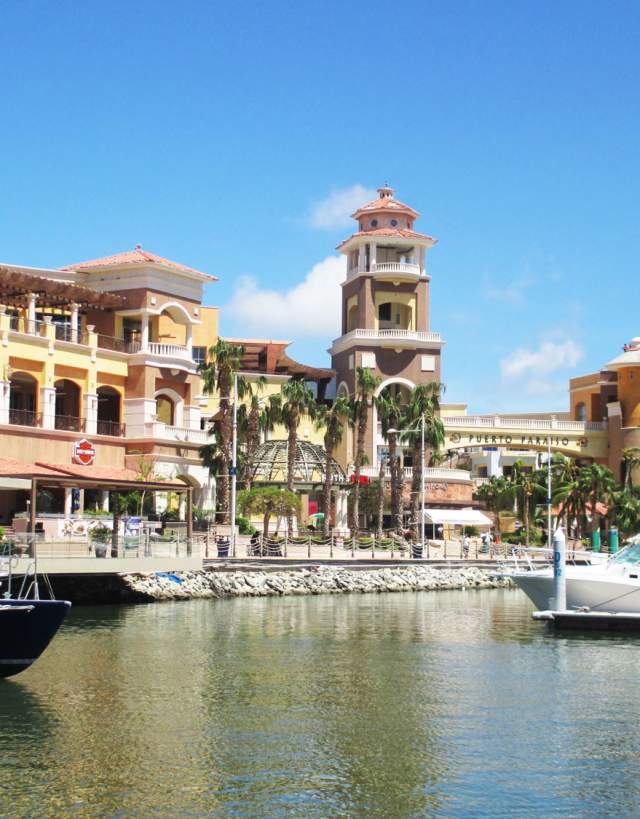 Plaza Puerto Paraiso