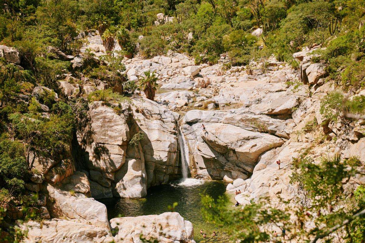 fotografía panorámica de la cascada del cañón de la zorra