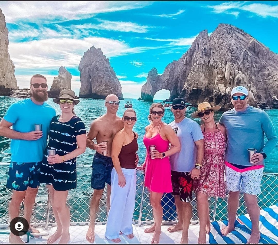 guests 2