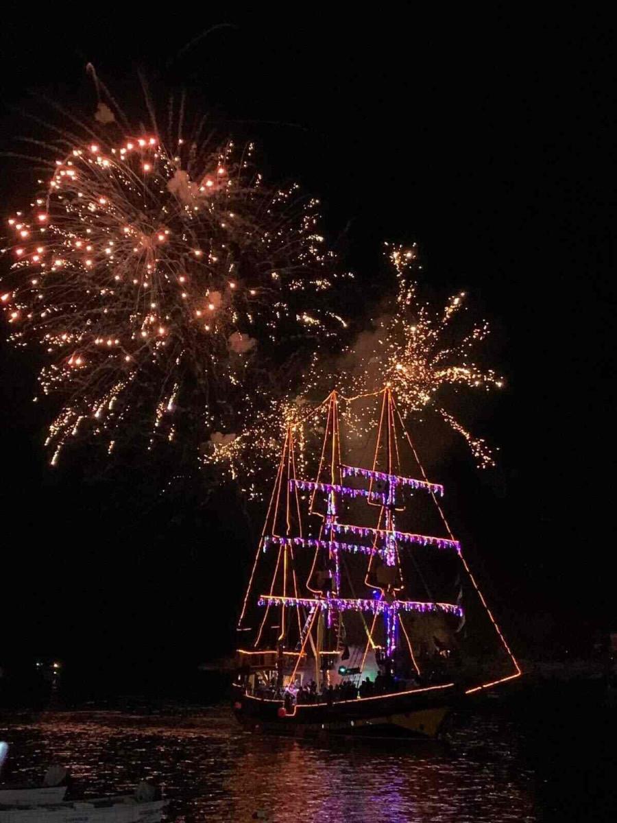 Light Up the Season with the Cabo San Lucas Nautical Christmas Parade