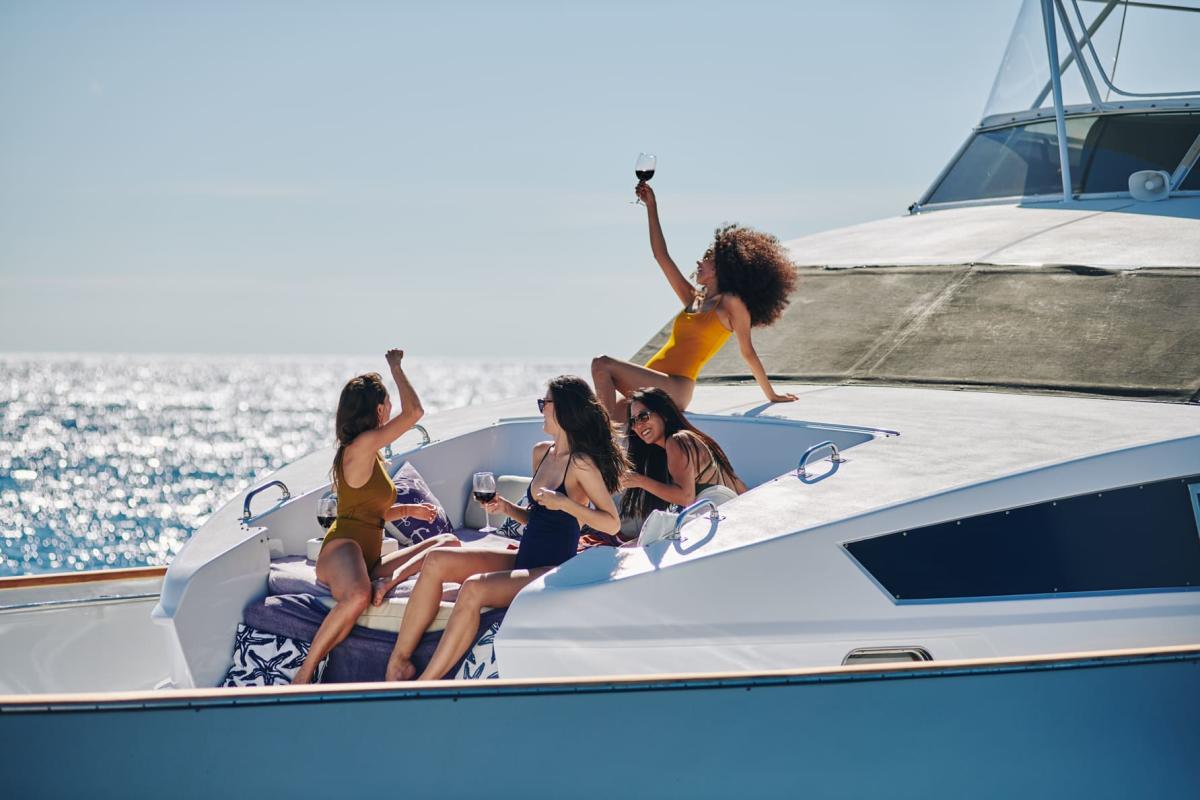 Experiencia en Yate en playas de Los Cabos | Visita Los Cabos