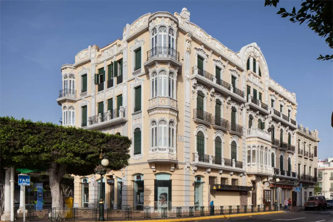 modernista avenida 2