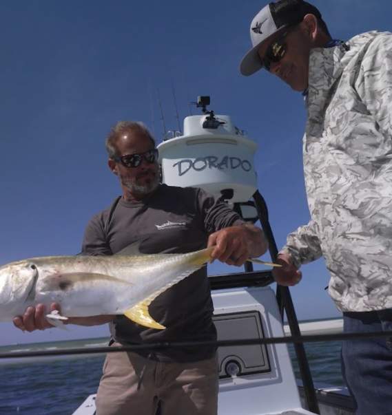 CTS S8:E3 "World's Luckiest Fish" - FULL EPISODE