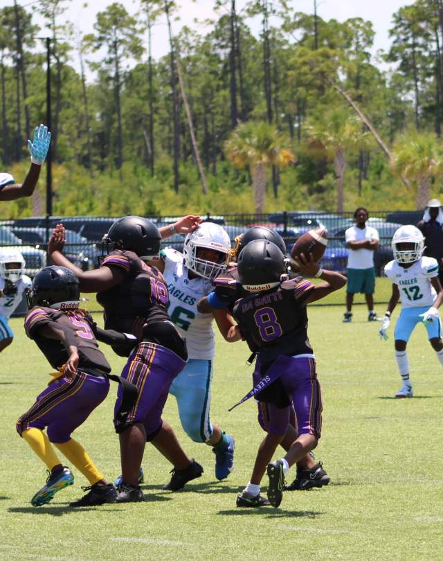 Football - Battle Sports