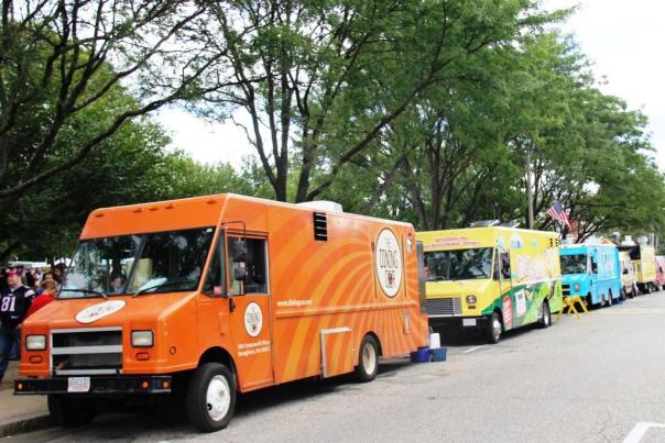 Food trucks line the street at the Panama City Beach Food Truck & Craft Beer Festival