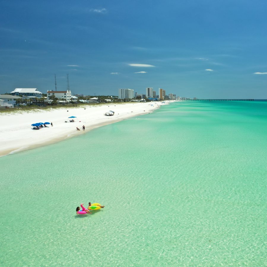 White sand and turquoise water in Panama City Beach, Florida