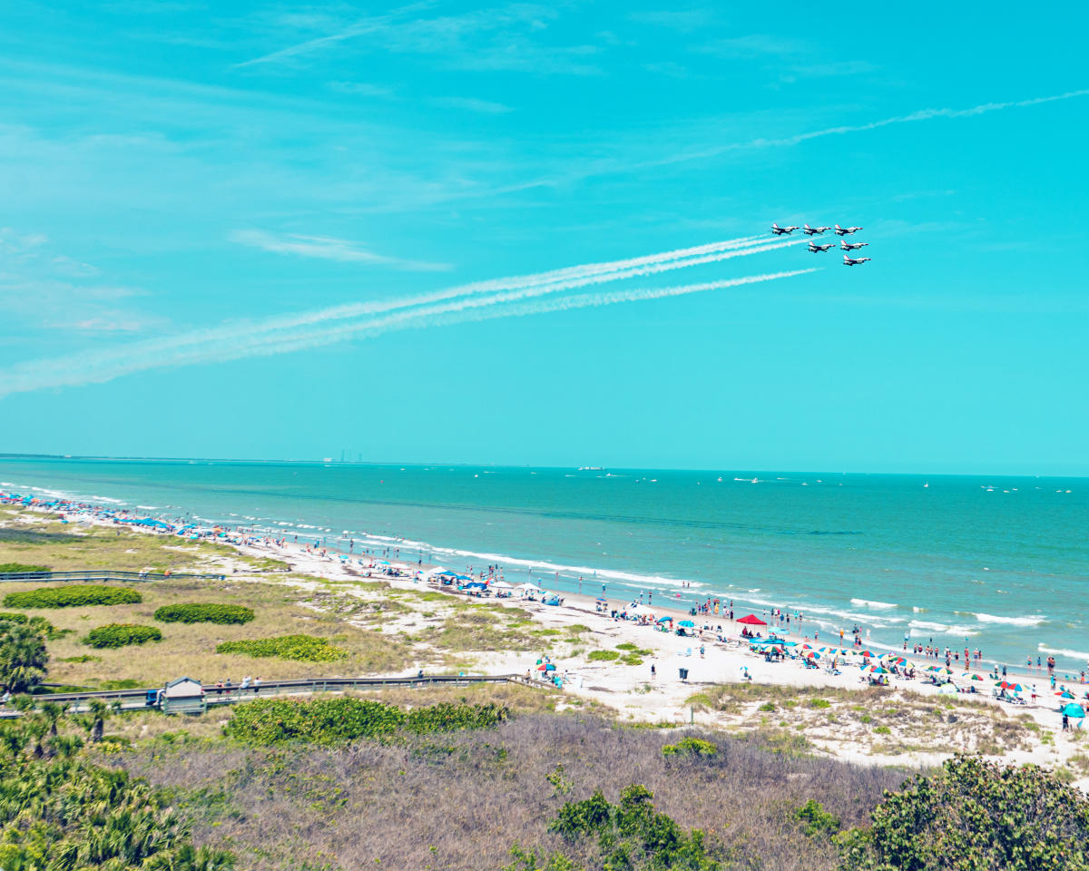 www.visitpanamacitybeach.com