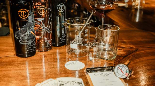 Holiday Candlemaking Class with Wine Tasting