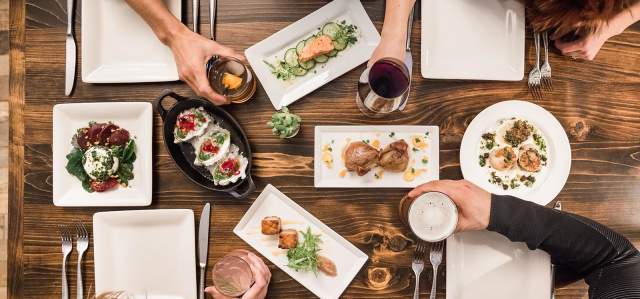 Enjoy a night with friends at one of Park City's many restaurants