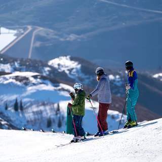 Get Ready With Me: Alpine Ski Edition