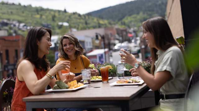 Enjoy Open Air Dining in Park City