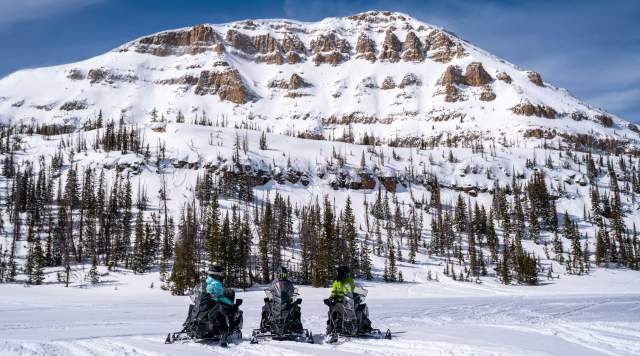 10 Ways to Spend a Winter Day Off the Slopes
