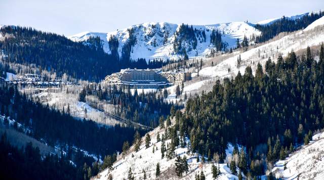 Experience a Luxury Vacation in Park City This Winter