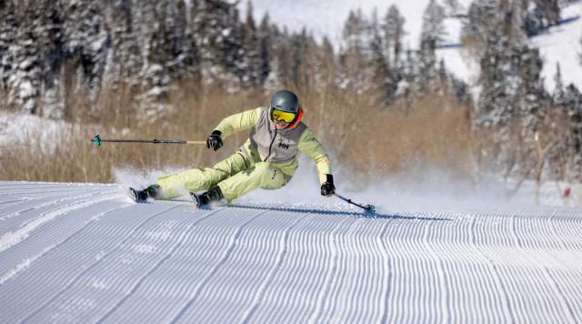 Women skiing at Deer Valley