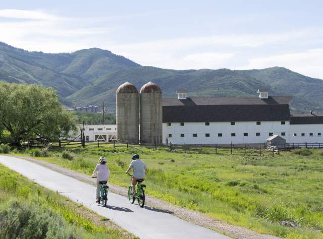 Couple riding electric bikes