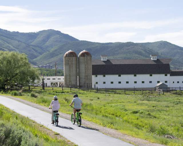 Couple riding electric bikes