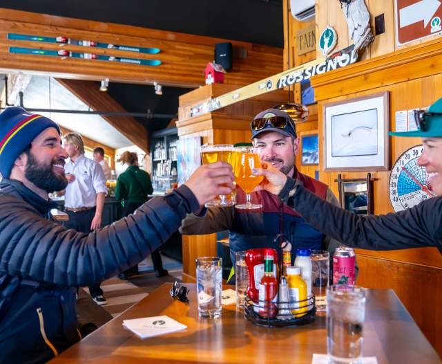 The Complete Guide to the Best Après-Ski Spots in Park City
