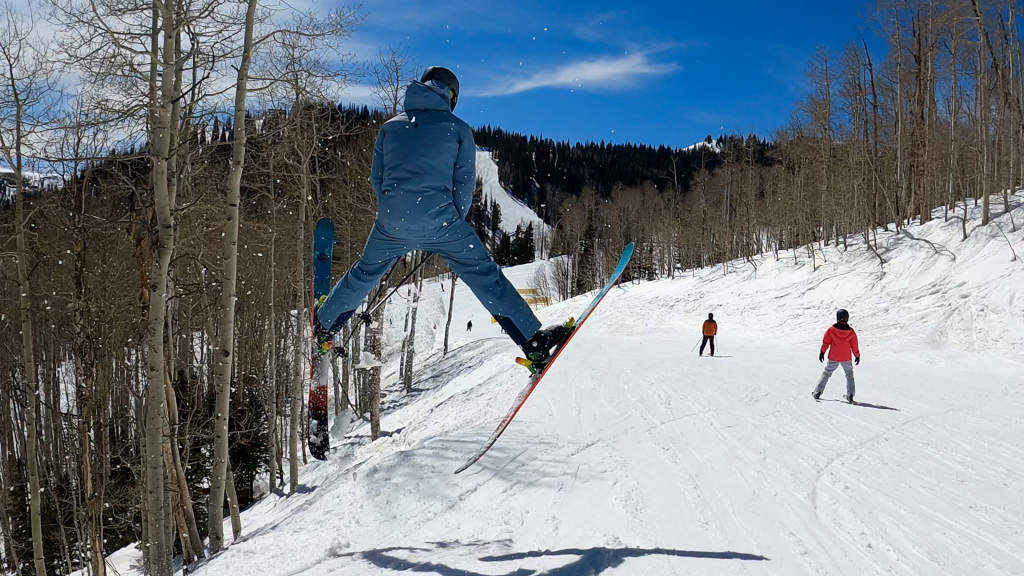 Alex_Spread_Eagle_Still005_71a